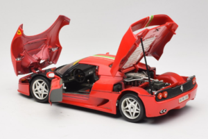 Ferrari F50 Coupé #6 Rojo con Bandera Italiana Bburago 1:18 3382-P1 Metal - imagen 5 de 8