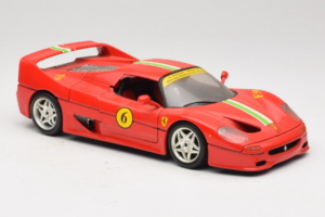 Ferrari F50 Coupé #6 Rojo con Bandera Italiana Bburago 1:18 3382-P1 Metal - imagen 6 de 8