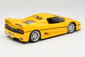 Ferrari F50 Coupé Shell Amarillo Maisto 1:18 3076-Y1 Metal - imagen 3 de 8