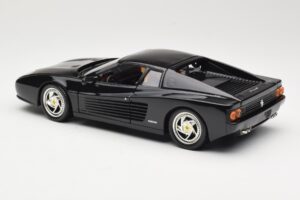 Ferrari F512M Negro Hot Wheels 1:18 23922 Metal - imagen 7 de 8