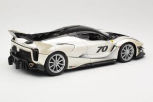 Ferrari FXX-K Evo #70 Blanco Bburago 1:18 18-16012 Metal - imagen 3 de 8