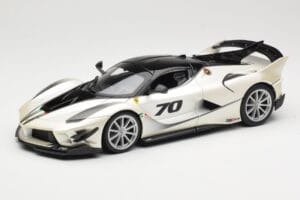 Ferrari FXX-K Evo #70 Blanco Bburago 1:18 18-16012 Metal