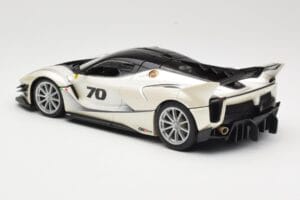 Ferrari FXX-K Evo #70 Blanco Bburago 1:18 18-16012 Metal - imagen 7 de 8