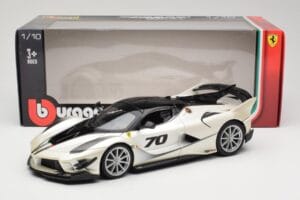 Ferrari FXX-K Evo #70 Blanco Bburago 1:18 18-16012 Metal - imagen 8 de 8