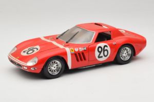 Ferrari 250 GTO #26 Rojo Guiloy 1:18 67526 Metal
