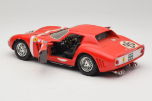 Ferrari 250 GTO #26 Rojo Guiloy 1:18 67526 Metal - imagen 5 de 8