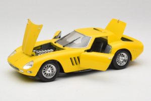 Ferrari 250 GTO Amarillo Guiloy 1:18 67525 Metal - imagen 2 de 8