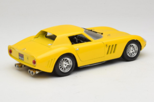 Ferrari 250 GTO Amarillo Guiloy 1:18 67525 Metal - imagen 3 de 8