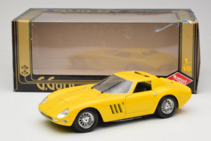 Ferrari 250 GTO Amarillo Guiloy 1:18 67525 Metal - imagen 8 de 8
