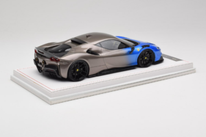 Ferrari SF90 Novitec Blue Grey Metallic IVY 1:18 REMC029 Resina - imagen 3 de 7