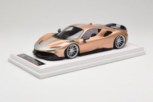 Ferrari SF90 Novitec Dorado Plateado Franja IVY 1:18 REMC028 Resina - imagen 2 de 7