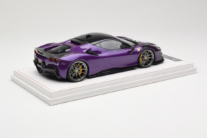 Ferrari SF90 Stradale Novitec Purple Metallic IVY 1:18 REMC021 Resina - imagen 3 de 7