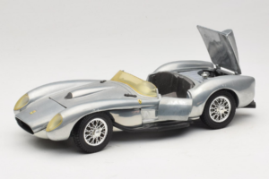 Ferrari Testa Rossa Chrome Silver Hot Wheels 1:18 25737 Metal - imagen 2 de 8