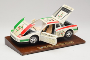 Ferrari Testarossa Italia 90 Blanco Bburago 1:18 3059-W1 Metal - imagen 3 de 8