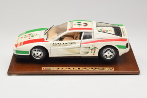 Ferrari Testarossa Italia 90 Blanco Bburago 1:18 3059-W1 Metal