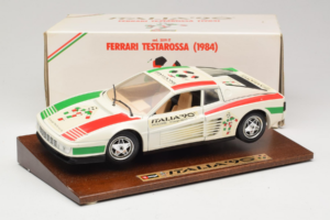 Ferrari Testarossa Italia 90 Blanco Bburago 1:18 3059-W1 Metal - imagen 8 de 8