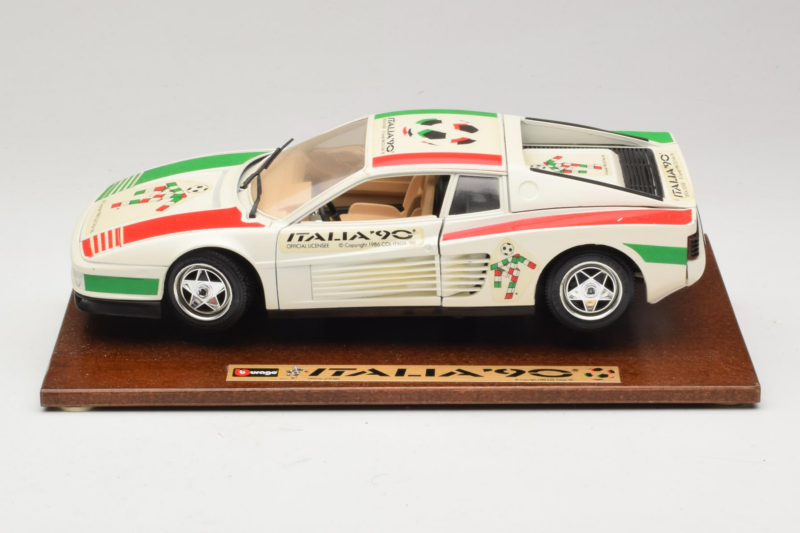 Ferrari Testarossa Italia 90 Blanco Bburago 1:18 3059-W1 Metal