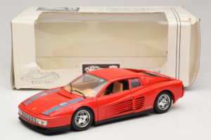 Ferrari Testarossa PPG Auto Refinish Rojo Bburago 1:18 3039-P3 Metal - imagen 8 de 8
