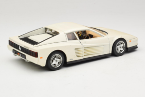 Ferrari Testarossa Blanco Bburago 1:18 3019-W1 Metal - imagen 3 de 8