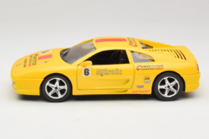 Ferrari F355 Berlinetta Amarillo Racing Solido 1:18 9009-Y1 Metal - imagen 4 de 8