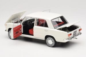 Fiat 124 Blanco IXO 1:18 18CMC205OP Metal - imagen 5 de 8