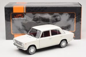 Fiat 124 Blanco IXO 1:18 18CMC205OP Metal - imagen 8 de 8