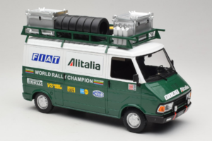 Fiat 242 Alitalia Rally Team Assistance With Trailer 1978 IXO 1:18 18CMC027WX Metal - imagen 5 de 7