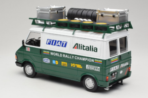 Fiat 242 Alitalia Rally Team Assistance With Trailer 1978 IXO 1:18 18CMC027WX Metal - imagen 6 de 7