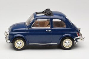 Fiat 500 L Azul Bburago 1:18 3327 Metal - imagen 4 de 8
