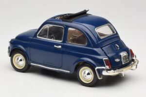 Fiat 500 L Azul Bburago 1:18 3327 Metal - imagen 7 de 8