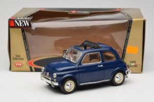Fiat 500 L Azul Bburago 1:18 3327 Metal - imagen 8 de 8