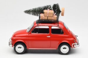 Fiat 500 L Rojo Christmas Norev 1:18 187779 Metal - imagen 3 de 6