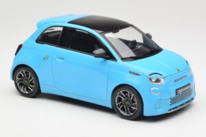 Abarth 500e Azul IXO 1:18 MCG18499 Metal - imagen 4 de 6