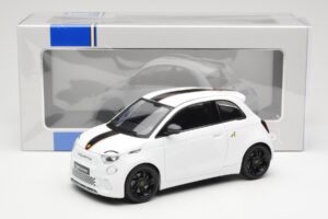Abarth 500e Blanco IXO 1:18 MCG18497 Metal - imagen 6 de 6
