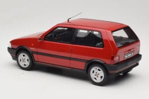 Fiat Uno Turbo IE Rosso Racing Otto 1:18 OT487 Resina - imagen 5 de 6