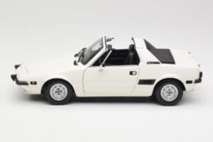 Fiat X1/9 Blanco Minichamps 1:18 100121685 Metal - imagen 4 de 8