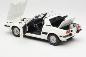Fiat X1/9 Blanco Minichamps 1:18 100121685 Metal - imagen 5 de 8