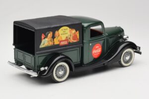 Ford Bache Coca-Cola Solido 1:18 9513 Metal - imagen 3 de 8