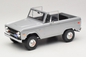 Ford Bronco Speed Movie GreenLight 1:18 19074 Metal - imagen 2 de 7