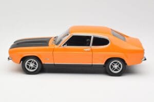Ford Capri Mk1 RS 2600 Signal Orange Negro Minichamps 1:18 150089077 Metal - imagen 4 de 8