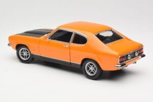 Ford Capri Mk1 RS 2600 Signal Orange Negro Minichamps 1:18 150089077 Metal - imagen 7 de 8