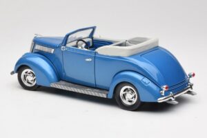 Ford Descapotable Azul Road Signature 1:18 92238 Metal - imagen 7 de 8