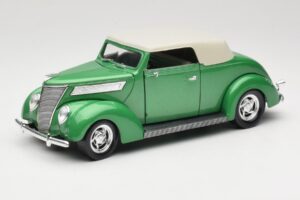 Ford Descapotable Verde Road Signature 1:18 92239 Metal