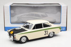 Ford Cortina Lotus #31 J. Ickx / G. Staepelaere Marathon de la Route 1966 MCG 1:18 MCG18436R Metal - imagen 6 de 6
