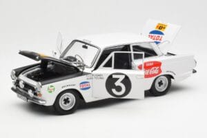 Ford Cortina Mk1 #3 P. Hughes / B. Young African Safari Rally 1964 AUTOart 1:18 86428 Metal - imagen 2 de 8