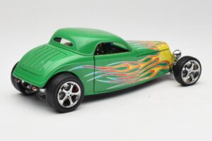Ford Coupe Verde con Fuego Road Signature 1:18 30109 Metal - imagen 3 de 8