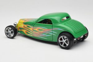 Ford Coupe Verde con Fuego Road Signature 1:18 30109 Metal - imagen 7 de 8