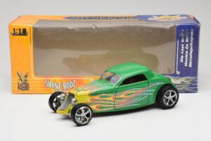 Ford Coupe Verde con Fuego Road Signature 1:18 30109 Metal - imagen 8 de 8