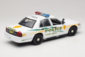 Ford Crown Victoria Police Interceptor CSI Miami GreenLight 1:18 13514 Metal - imagen 2 de 6