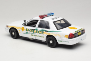 Ford Crown Victoria Police Interceptor CSI Miami GreenLight 1:18 13514 Metal - imagen 5 de 6
